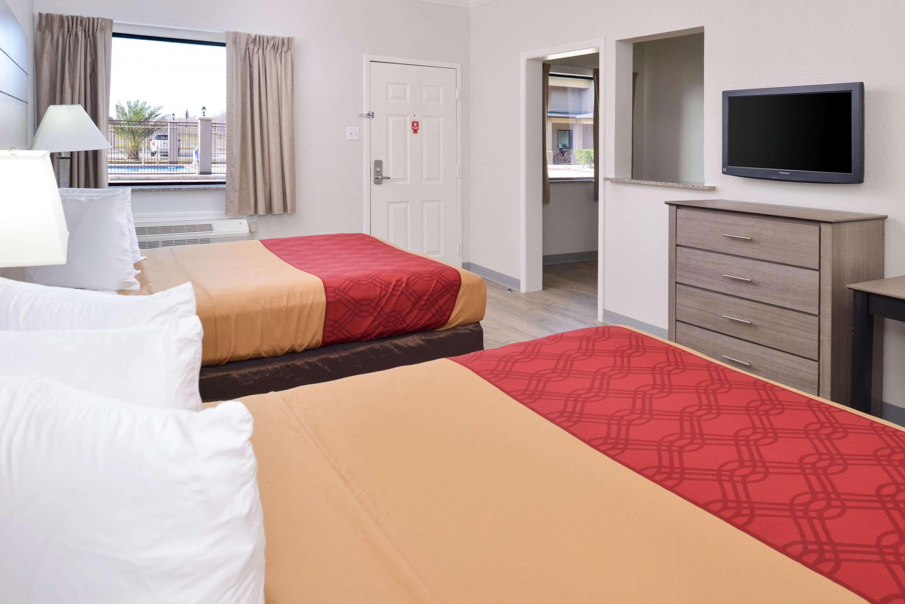 Econo Lodge Inn & Suites Port Arthur Near Sabine Pass Экстерьер фото