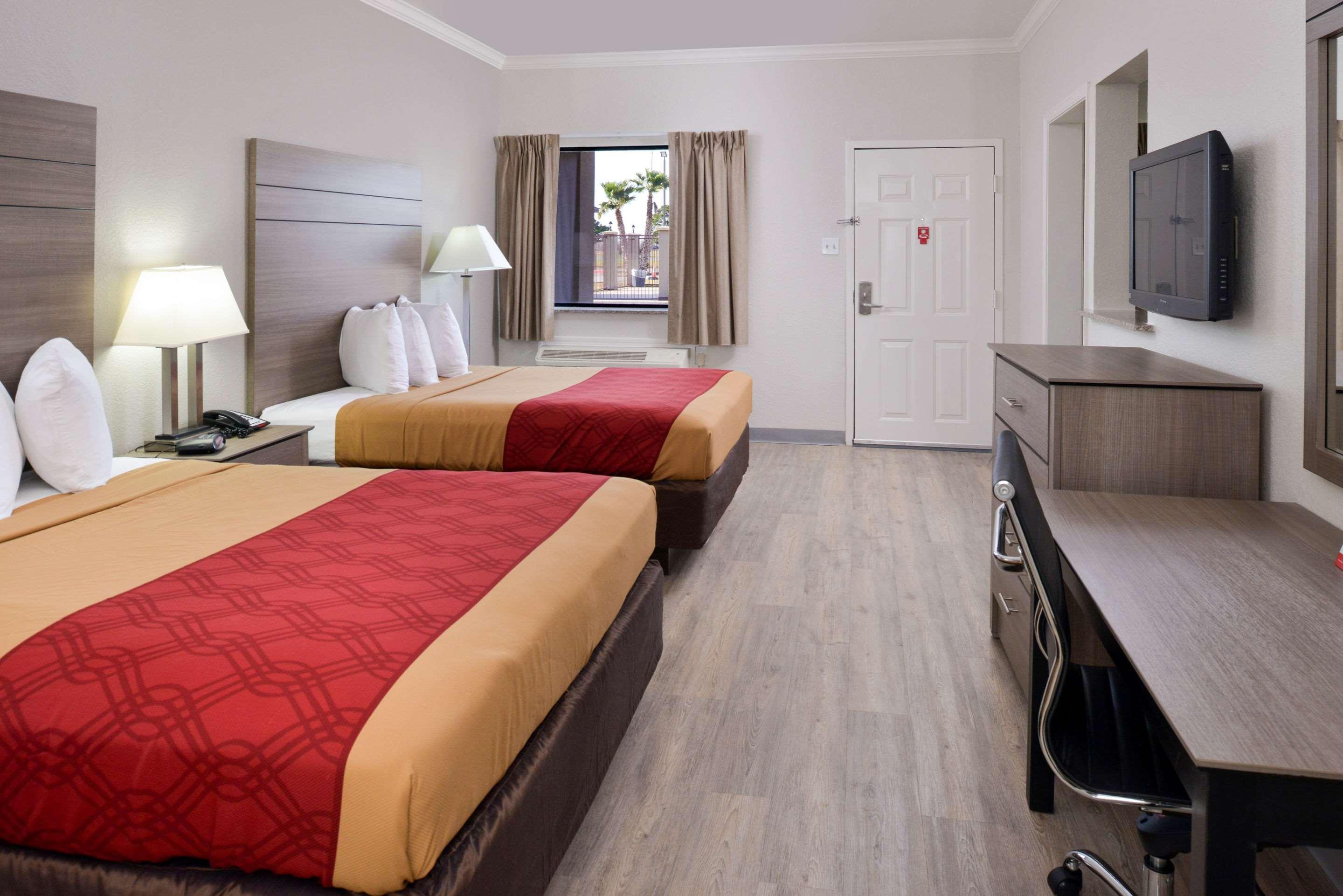 Econo Lodge Inn & Suites Port Arthur Near Sabine Pass Экстерьер фото