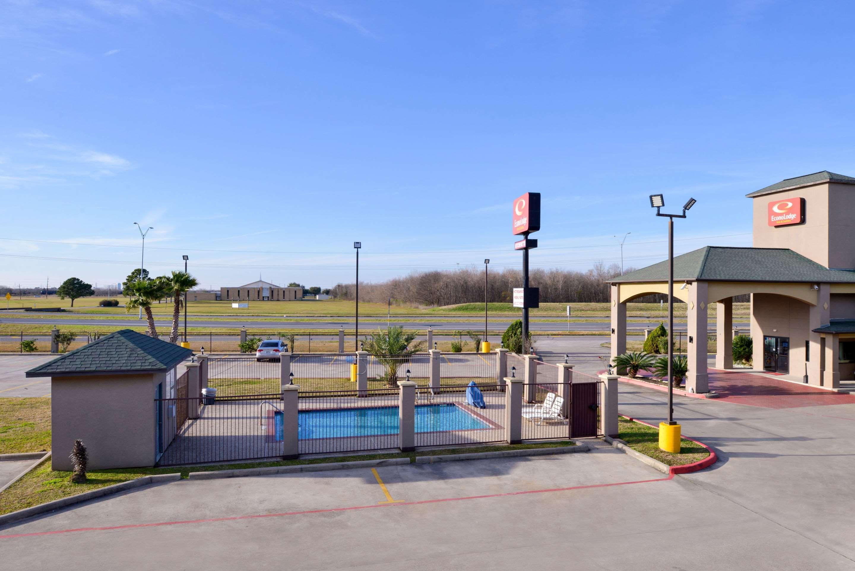 Econo Lodge Inn & Suites Port Arthur Near Sabine Pass Экстерьер фото